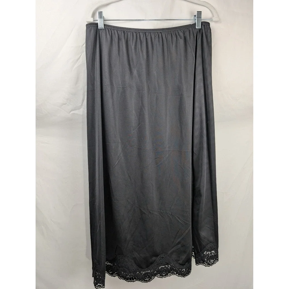 Vintage 90s Satin Lace Trim Half Slip 32